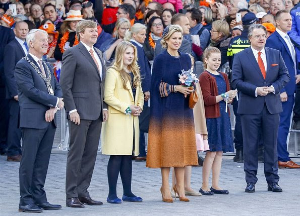 Textiel Museum, Jan Taminiau, Queen Maxima wore Jan Taminiau dress. Princess Laurentien wore Missoni dress. Amalia wore Zara coat