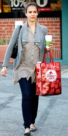 Stars' Grocery Store Style JESSICA ALBA photo | Jessica Alba