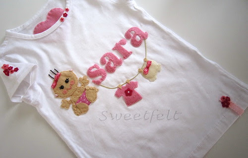 ♥♥♥ Para a Sara, a maior coleccionadora de t-shirts Sweetfelt :)) by sweetfelt \ ideias em feltro