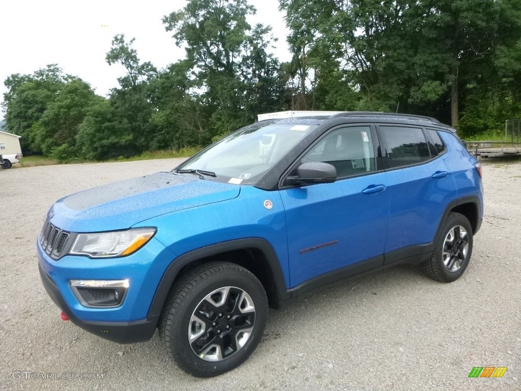 18 Laser Blue Pearl Jeep Compass Trailhawk 4x4 Gtcarlot Com Car Color Galleries