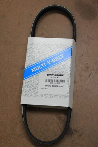 2001 BMW R1150GS Alternator Belt Replacement