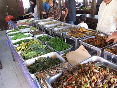 kedai makan tengahari di kelantan