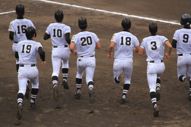 高校野球卒業の挨拶やスピーチに使える言葉の例文や手紙 メールに使える文例 挨拶やスピーチに使える季語 時候の言葉 の例文や手紙 メール 季節に使えるptaの文例