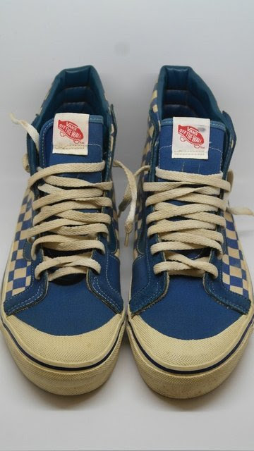 vintage_vans_style_138_sk8-hi_rubber_toe_cap_royal_blue_white_checkerboard_print_made_in_usa_80s_VaViHp_otwHtM_used_11_a_1024x1024.jpg