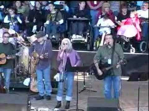 Los Lobos (w/ Emmylou Harris)