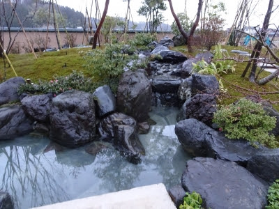 滝と池と流れ 新樹造園 誠意と創意の庭 富山県南砺市