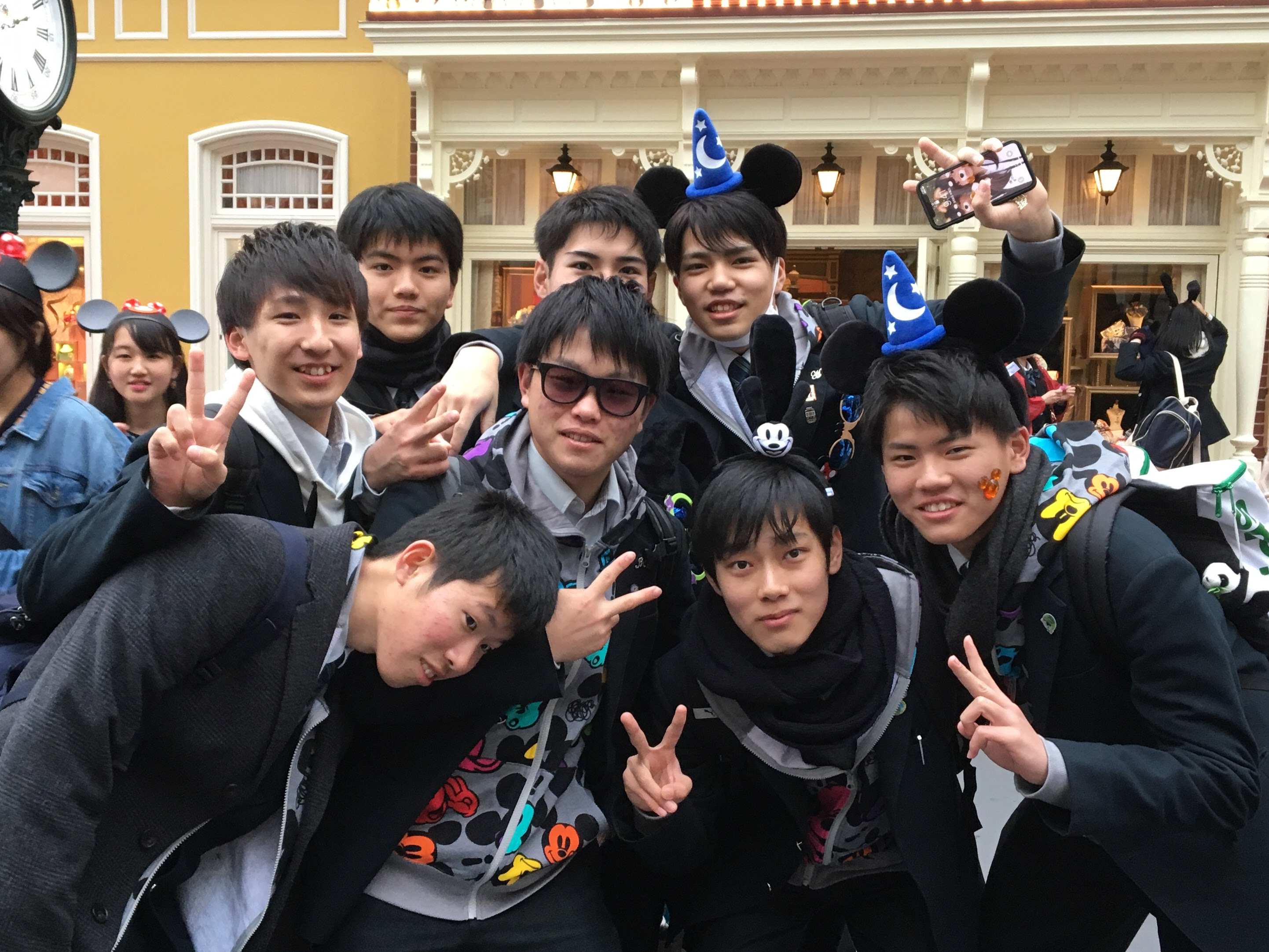 3 8 木 修学旅行3日目 笑ってごらん 616号 学校法人 希望が丘学園 鳳凰高等学校