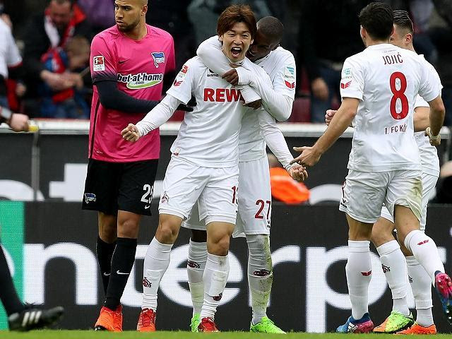 １得点 １アシストのケルン大迫 鮮烈な印象を残して原口との 日本人対決 に勝利 サッカーダイジェストweb