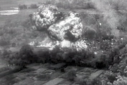 http://upload.wikimedia.org/wikipedia/commons/thumb/8/81/French_indochina_napalm_1953-12_1.png/250px-French_indochina_napalm_1953-12_1.png