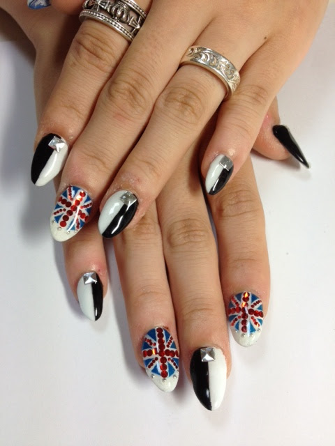 ツートーンカラー ユニオンジャックネイル 盛岡のネイルサロン リ スリール
