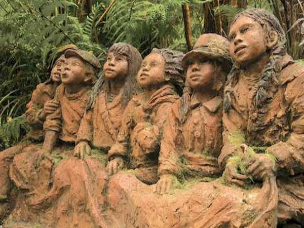 Bruno’s Sculpture Garden in Melbourne, Australia (33 pics)