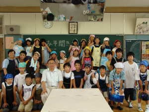 岡崎市立北野小学校 みそ開き 味噌屋の蔵日記 味噌道