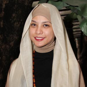 Biografi Profil Biodata Rachel Maryam Pamer Foto Liburan dan Masalah Dubes RI di Perancis