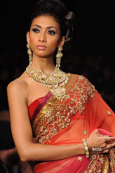 Photo - IIJW 2011:D C Jewellers
