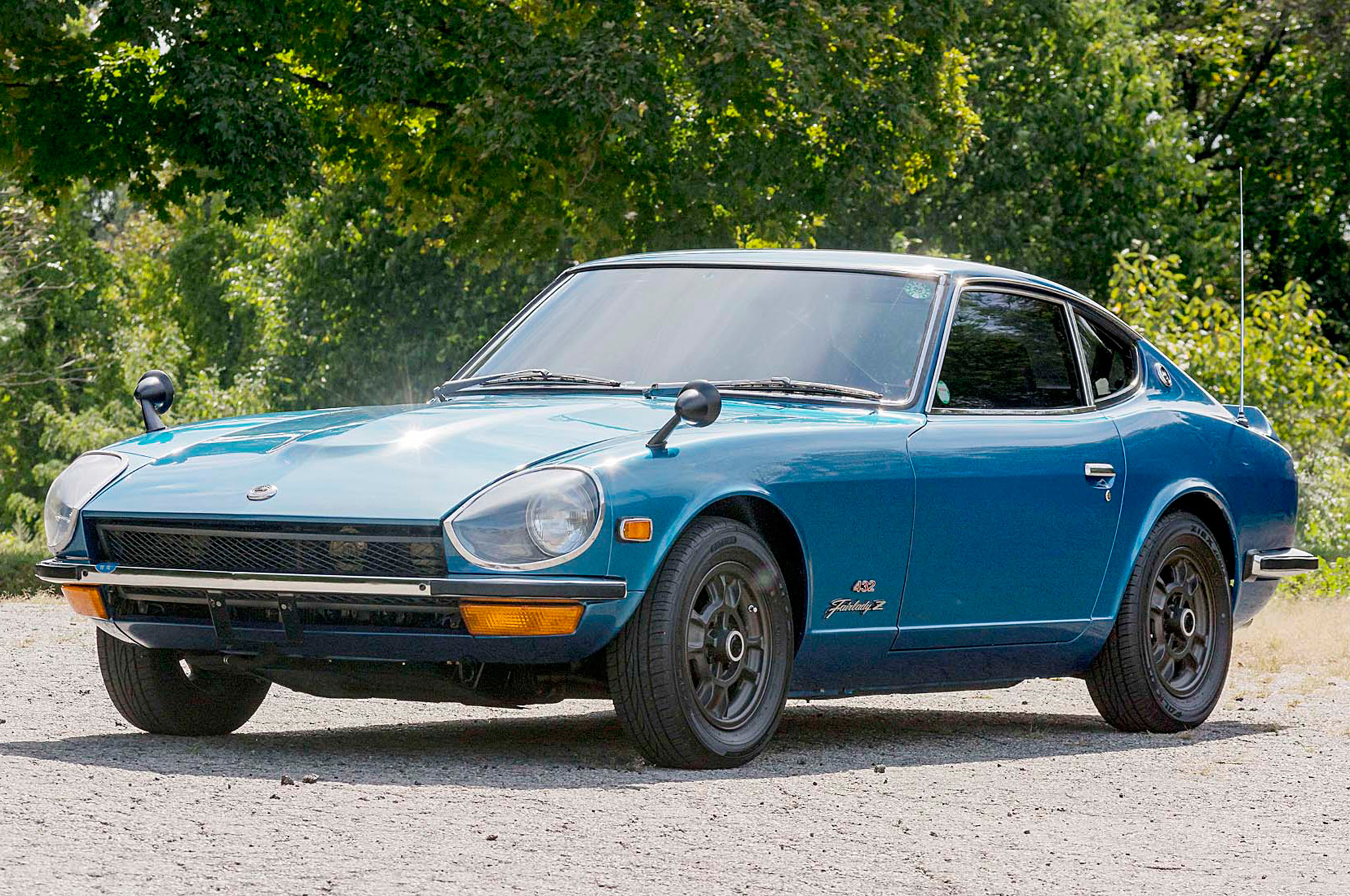1972 Nissan Fairlady Z432 front three quarter