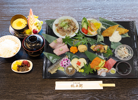 ランチ 野洲市の懐石料理 仕出し弁当なら 季節料理 佐兵衛