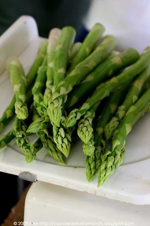 Asparagi su bilancia