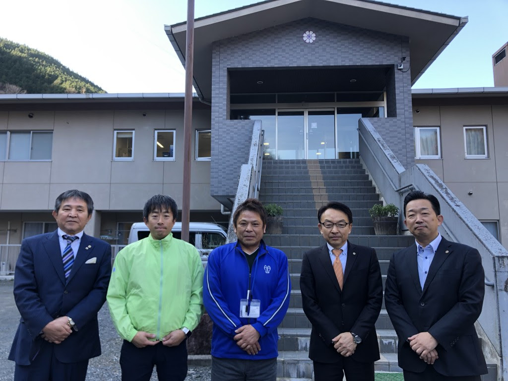 ユーアイハウスおがの 慰問 東京シティライオンズクラブ