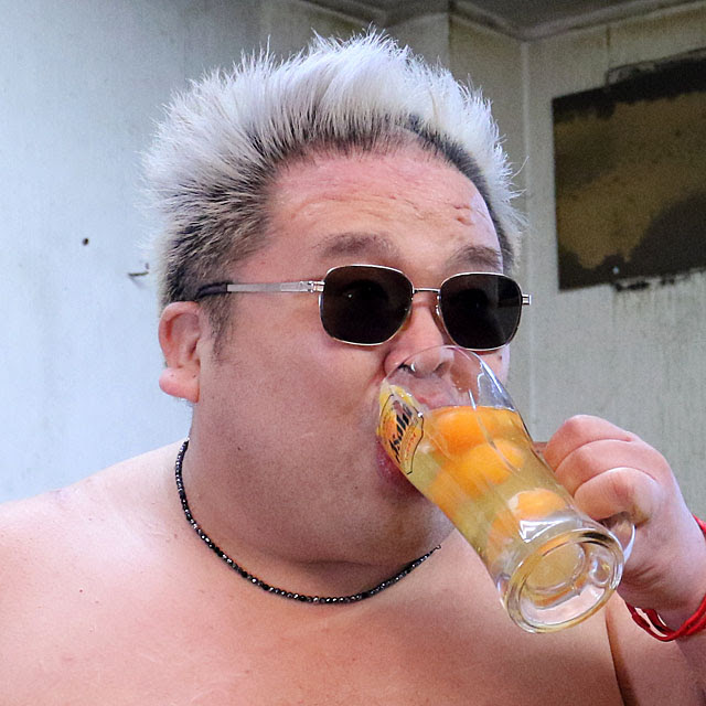 2 10 全日本 大日道場に宮原現れず 小林怒り増幅 ロッキーばり生卵飲みで一騎打ち 世界タッグ戦へ プロレス格闘技dx