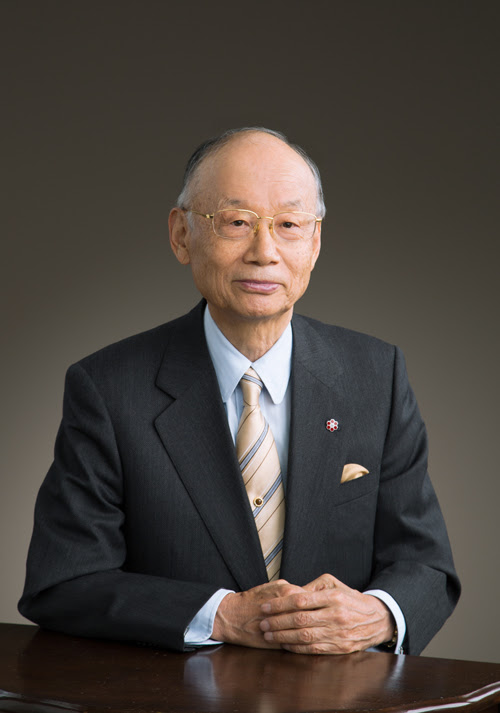Professor Satoshi Omura Biography