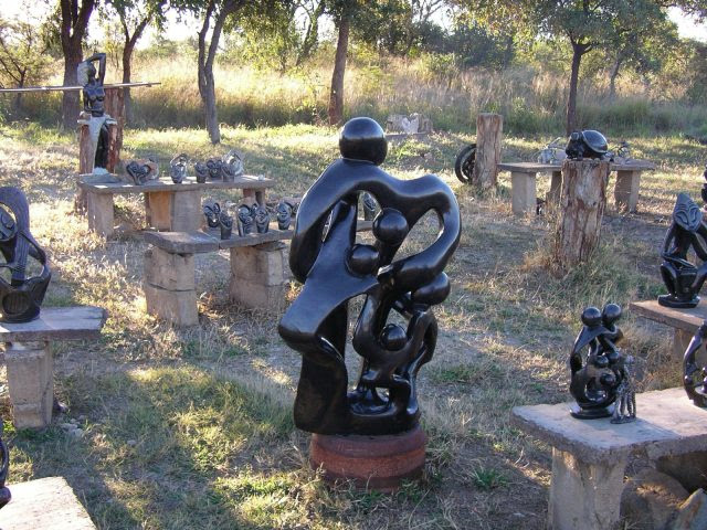 世界一客が少ない世界遺産 グレートジンバブエ遺跡を見学してみた たびいちドットコム