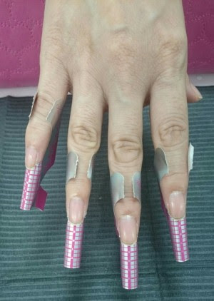 ネイリスト検定1級 モデル練習 9回目 モデルさんの指 爪攻略出来てない 成増3分のネイル フェイシャルサロンcenbless センブレス