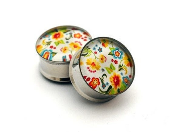 sizes of ear gauges. ear gauges 00,