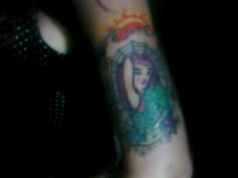 Mama Hilton Gets Amor Hilton Tattooed On Her. Apr 10, 2009 6:20 PM