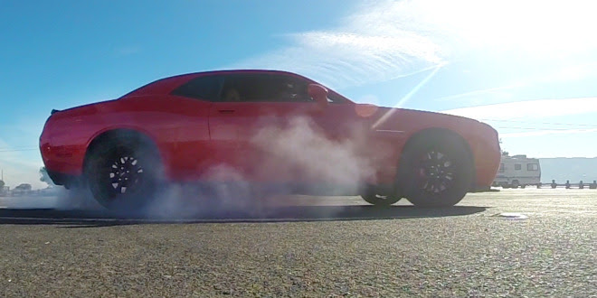 Nothing But 8 GIFs of the Dodge Challenger Hellcat Doing Burnouts