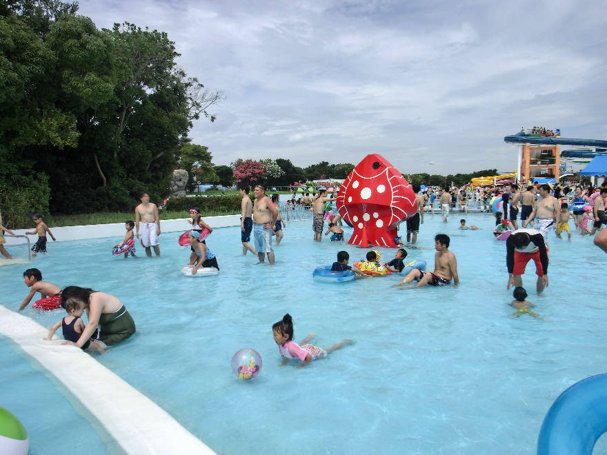 夏休み体験 稲毛海浜公園プールといなげの浜は最高 子供大満足でした 関東 千葉県 幕張 稲毛 関東東京遊び場日帰りドライブマップ 家族子供のお出かけスポット
