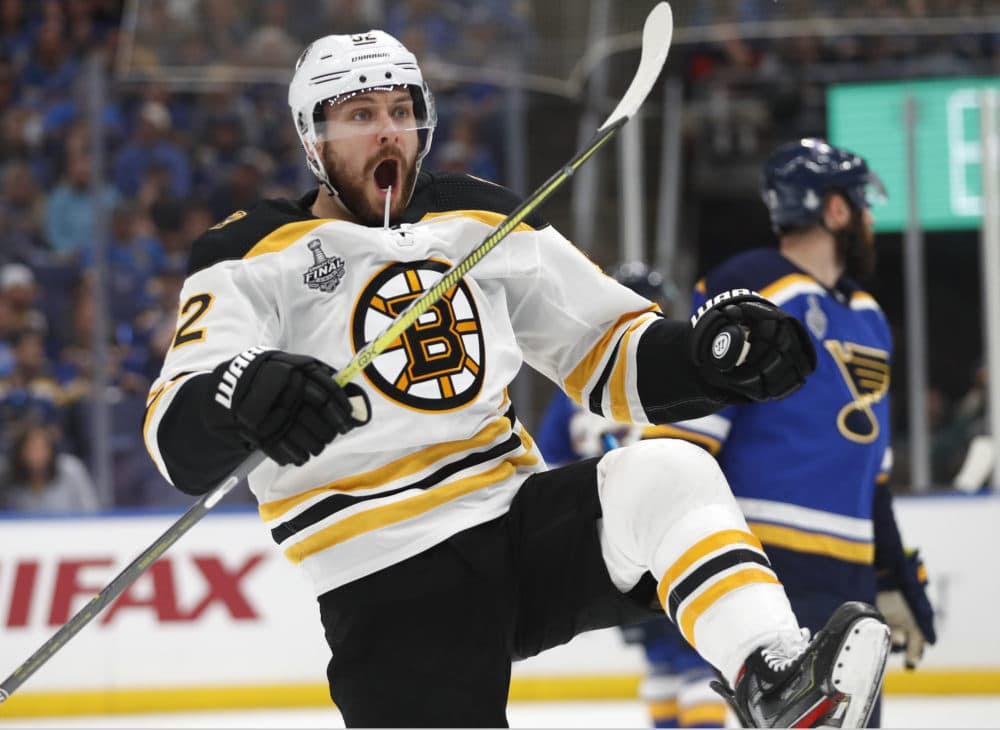 Bruins Ruin Blues Homecoming With 7 2 Thrashing In Game 3 Wbur News