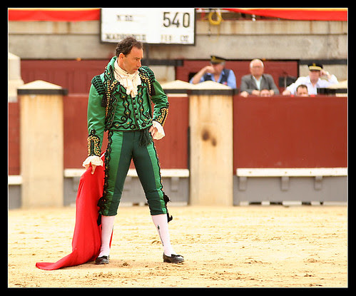 Pepín Liria vestido por Lorenzo Caprile