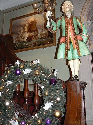 escaliers chez Fortnum.jpg