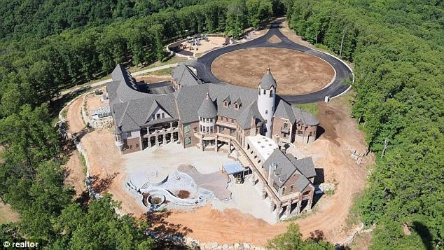 Texas Rangers pitcher Cole Hamel donated this $9.75million Missouri mansion and over 100-acres of land to Camp Barnabas