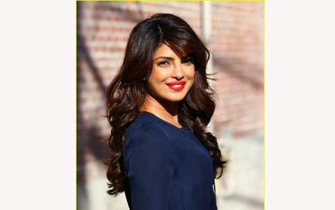 Telah Pulih, Priyanka Chopra Ucapkan Terima Kasih http://ift.tt/20kt43r - Berita Terkini Priyanka Chopra Terbaru Hari Ini -Priyanka Chopra masih berada dalam perawatan. Namun dia tidak lupa memberikan update terbaru tentang kondisi kesehatannya.