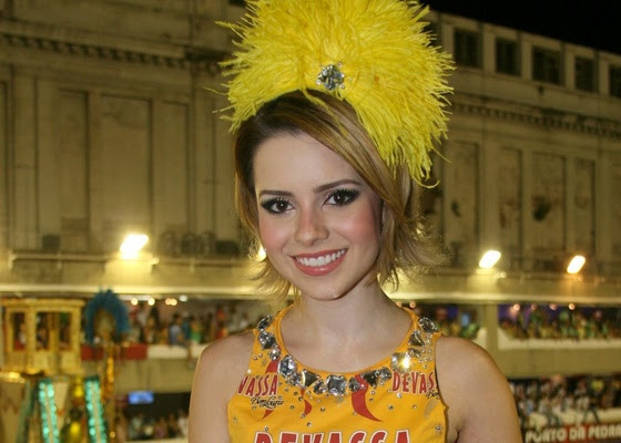 Sandy no camarote da Devassa (7/3/11)