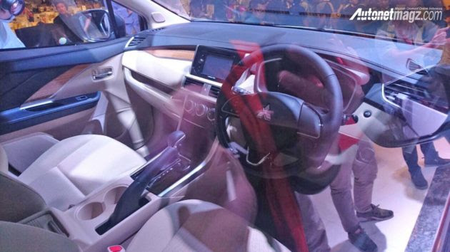 Mitsubishi Expander Resmi Diperkenalkan!