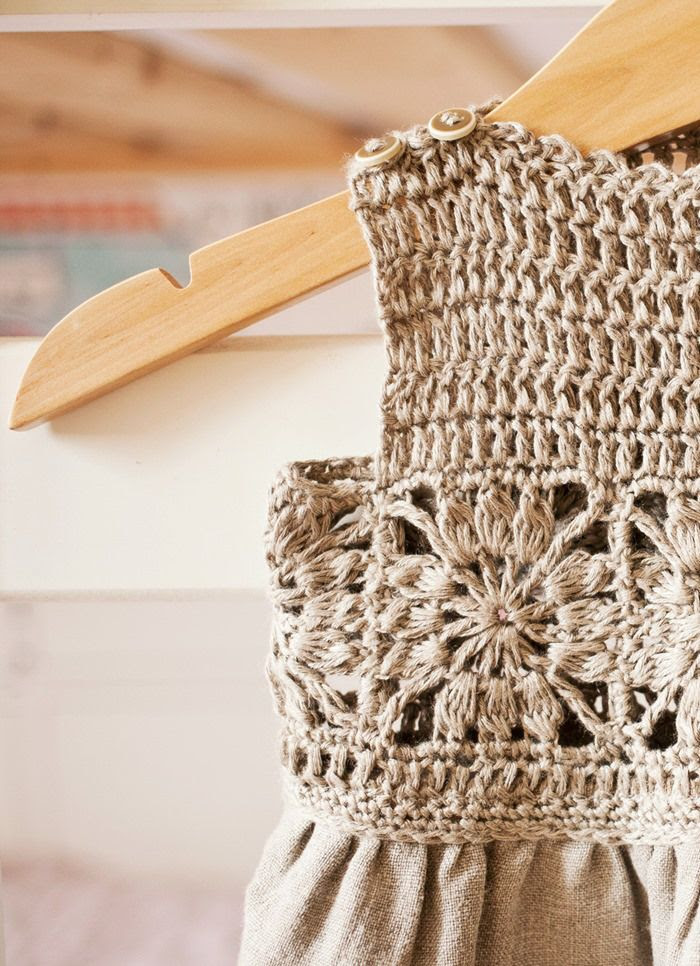 Free tutorial–Granny Square crochet/fabric Dress « Mon Petit Violon