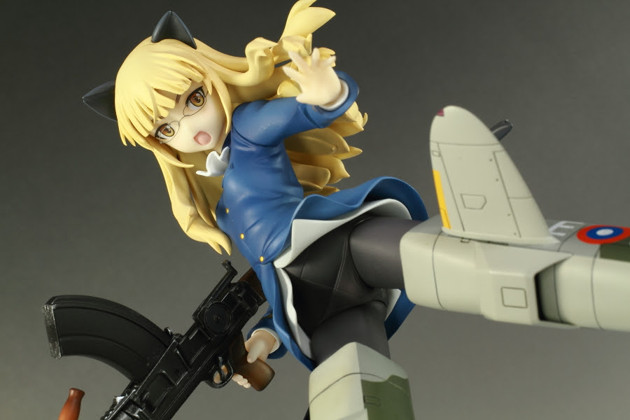 アルター 1 8 ストライクウィッチーズ ペリーヌ クロステルマン 30cal Clubレビュー