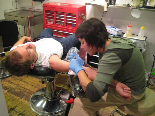 3d biceps tattoos, video unedited, 13190, inside chesthurts bicep then lines