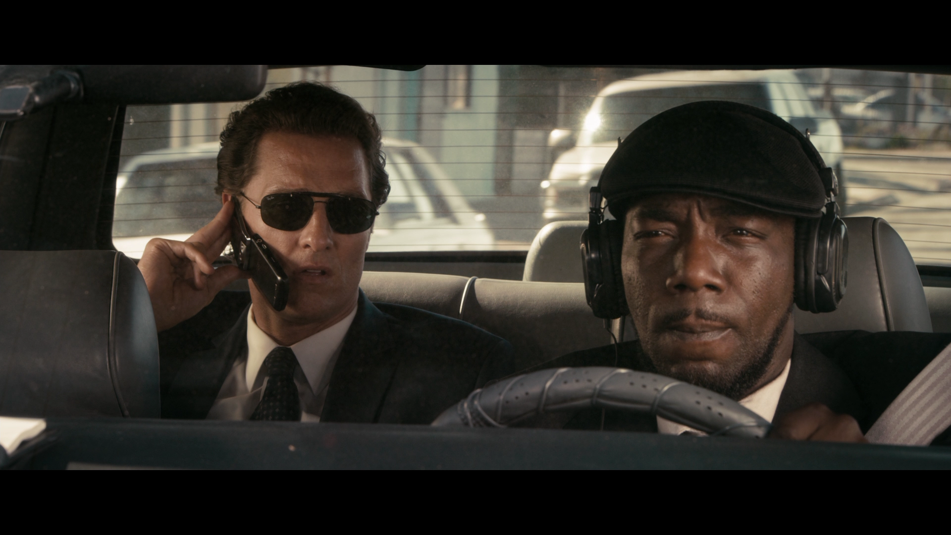 review  lincoln lawyer  screen caps moviemans guide