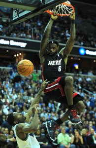 lebron james miami heat dunk wallpaper. lebron james dunking on heat.