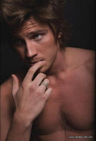 garrett hedlund girlfriend 2010. garrett hedlund girlfriend