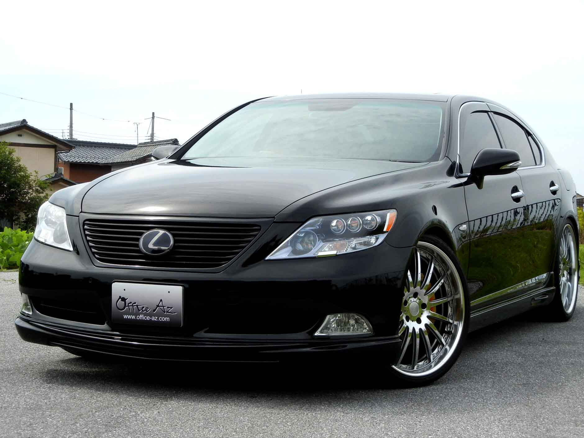 滋賀県中古車 レクサス Ls Ls600h ｉパッケージ