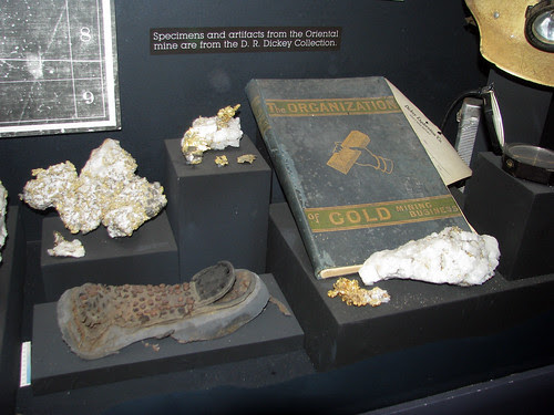 gold rush miner. Gold mining / gold rush