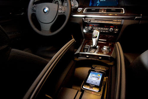 New BMW Models Feature Wireless Charging Technology | BEZALEL