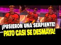 PATRICIO PARODI CASI SE DESMAYA AL COLOCARLE UNA SERPIENTE EN EL CUERPO