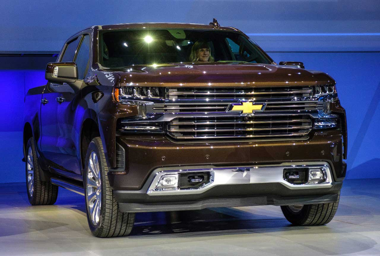 2019 Chevy Silverado Introduced with New Diesel Engine Option  OnAllCylinders