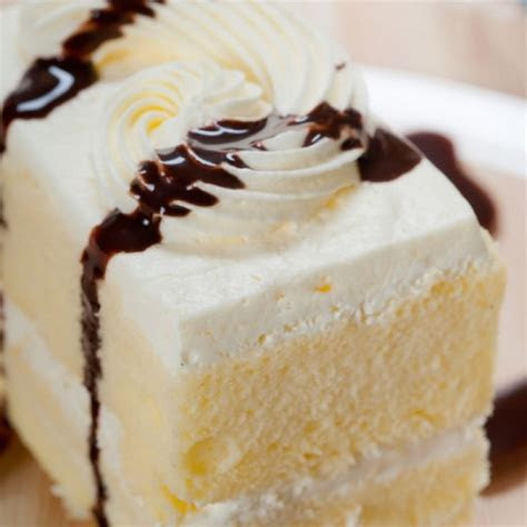 fresh cream cake  chocolate drizzle dessert recipes