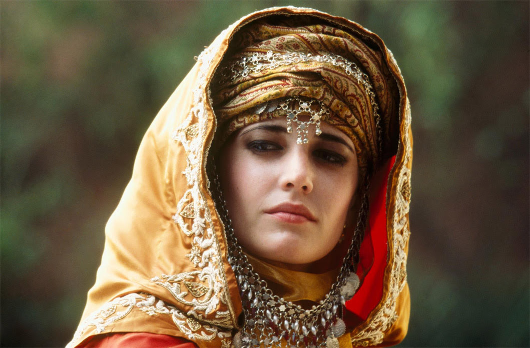 still-of-eva-green-in-kingdom-of-heaven-(2005)-large-picture